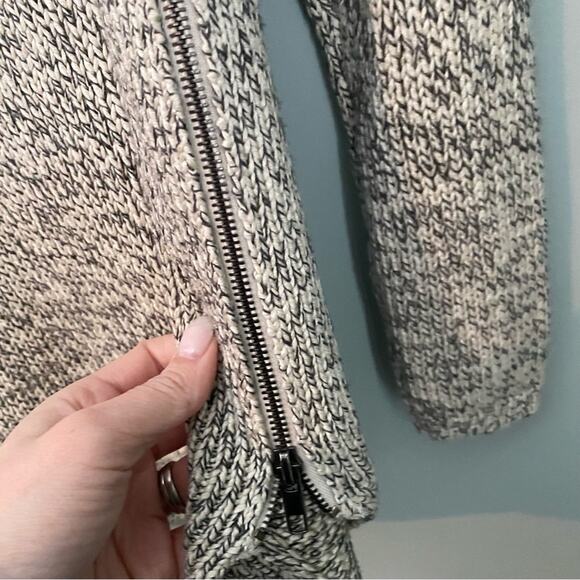 Quinn Side Zipper Knit Sweater - Picture 4 of 5